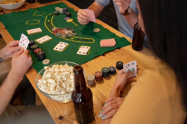 Live Three Card Poker hand ranking and dealer rule notes on zonabet